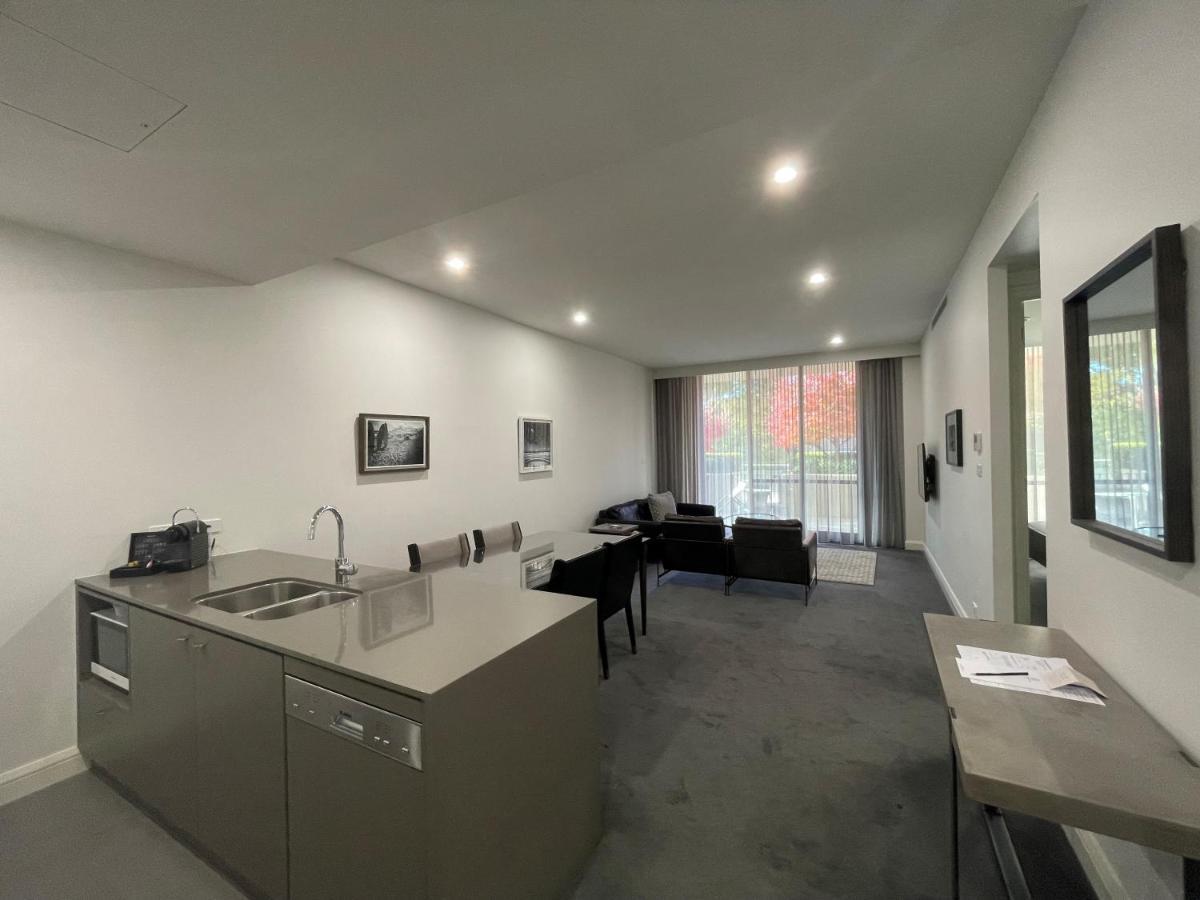 Knightsbridge Canberra Exterior foto