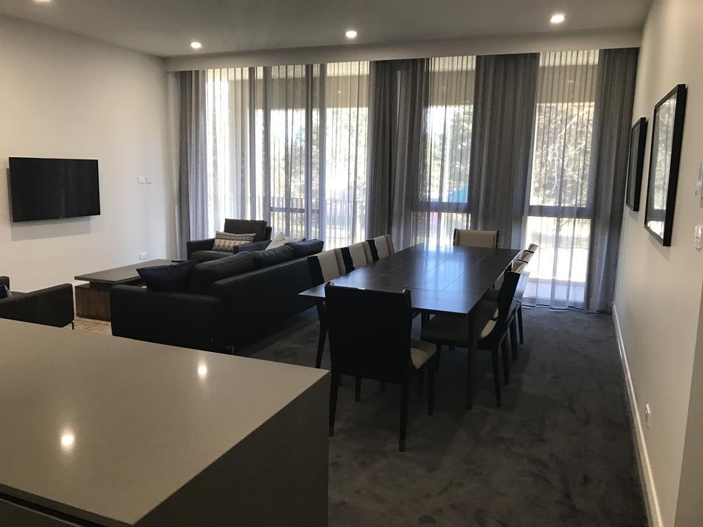 Knightsbridge Canberra Exterior foto